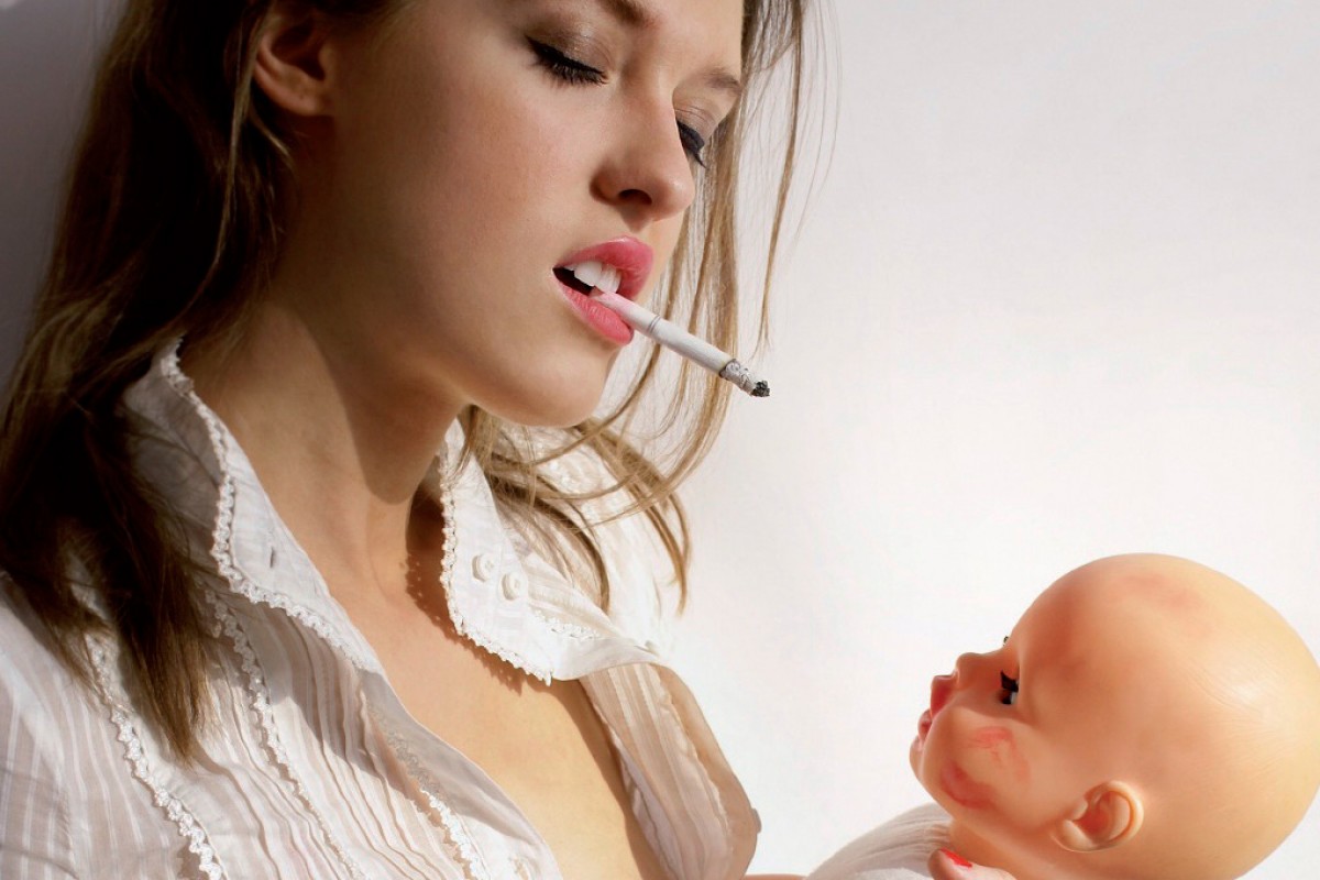 Il fumo passivo aumenta il rischio di otiti nei bambini