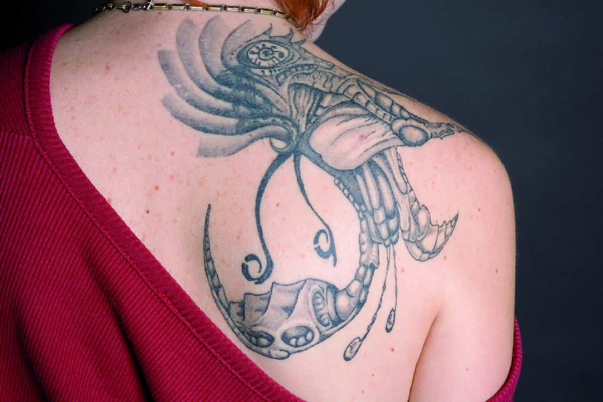 Allarme VIP: tatuaggi dannosi. Da Megan Fox a britney Spears è corsa alla chirurgia estetica per cancellarli