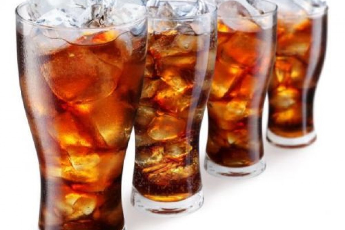 Troppi zuccheri e calorie gratuite nei soft drink