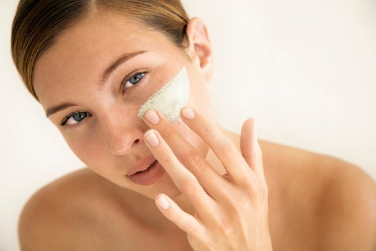Medici estetici: attenzione allo scrub, danneggia la pelle