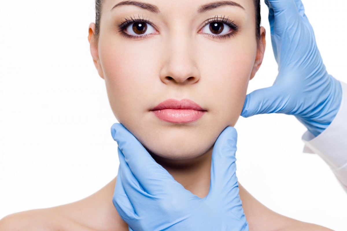 Medici estetici: le donne romane sono le più curate d’Italia