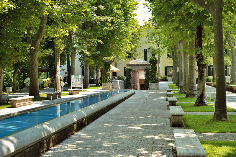 parco e ingresso_Terme di Caramanico