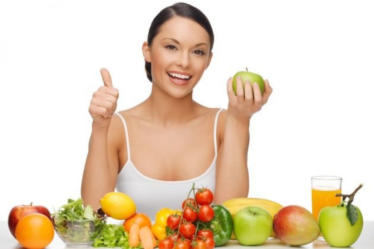 Mangiare con lentezza contro eccesso calorie