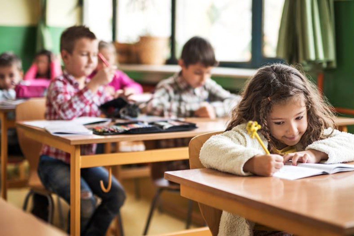 (Italiano) La fine dell’estate fa rima con l’inizio delle scuole
