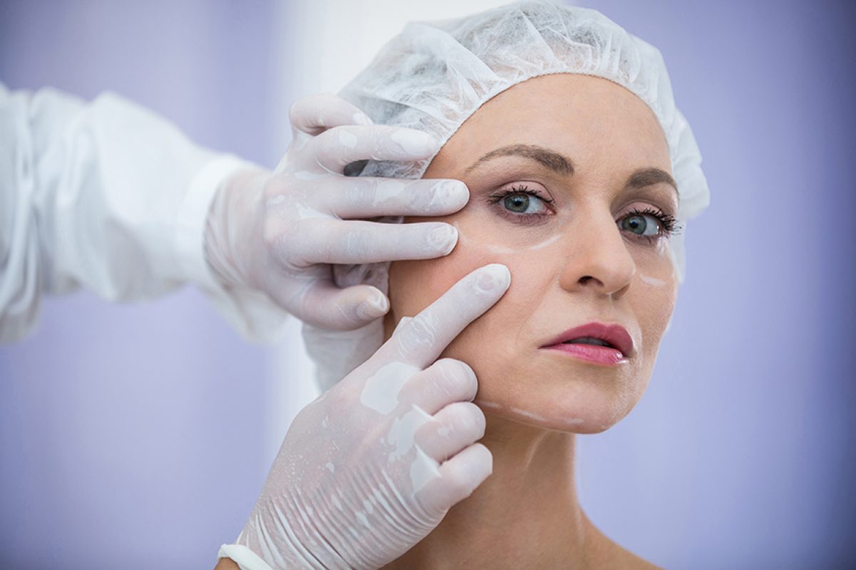 Medicina e Chirurgia Estetica 2025: naturalezza, lifting e bioriparazione trend dell’anno